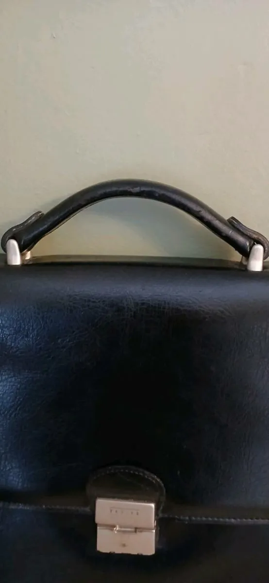 Texier Black Leather Briefcase - Image 4