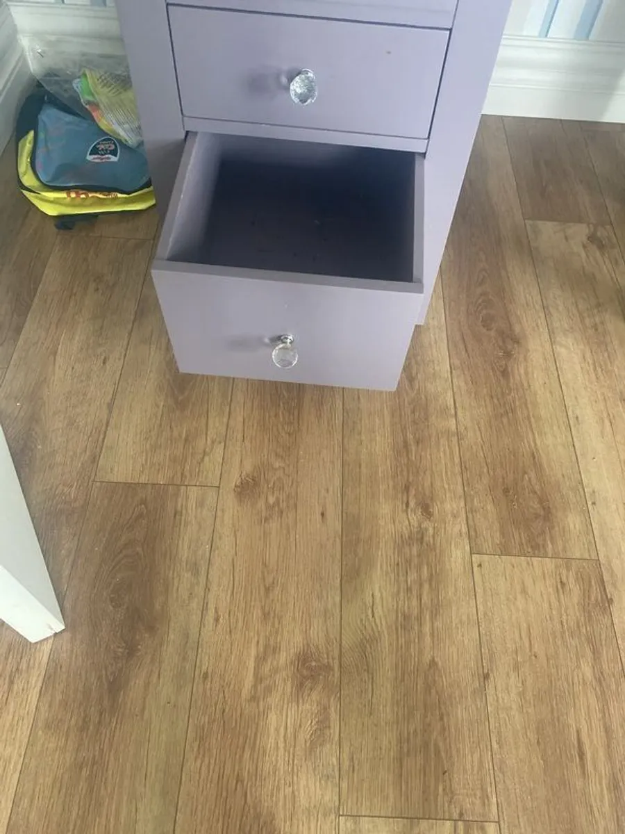 desk - Image 2