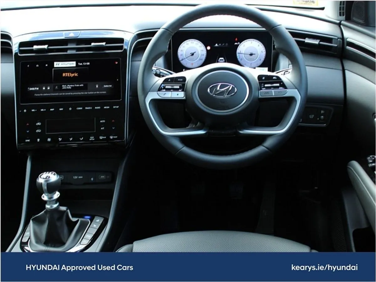 Hyundai Tucson 2WD Executive Plus - Image 4