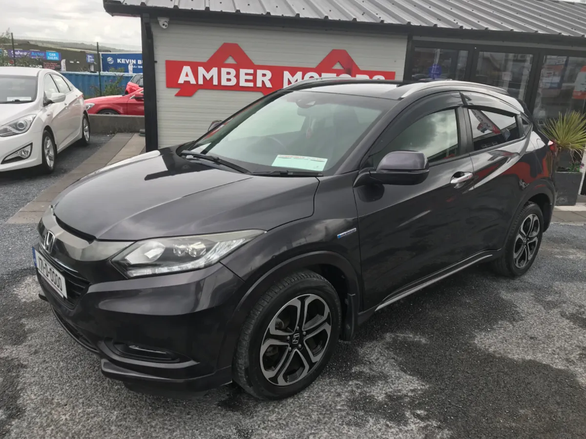2017 HONDA VEZEL AUTOMATIC - Image 1