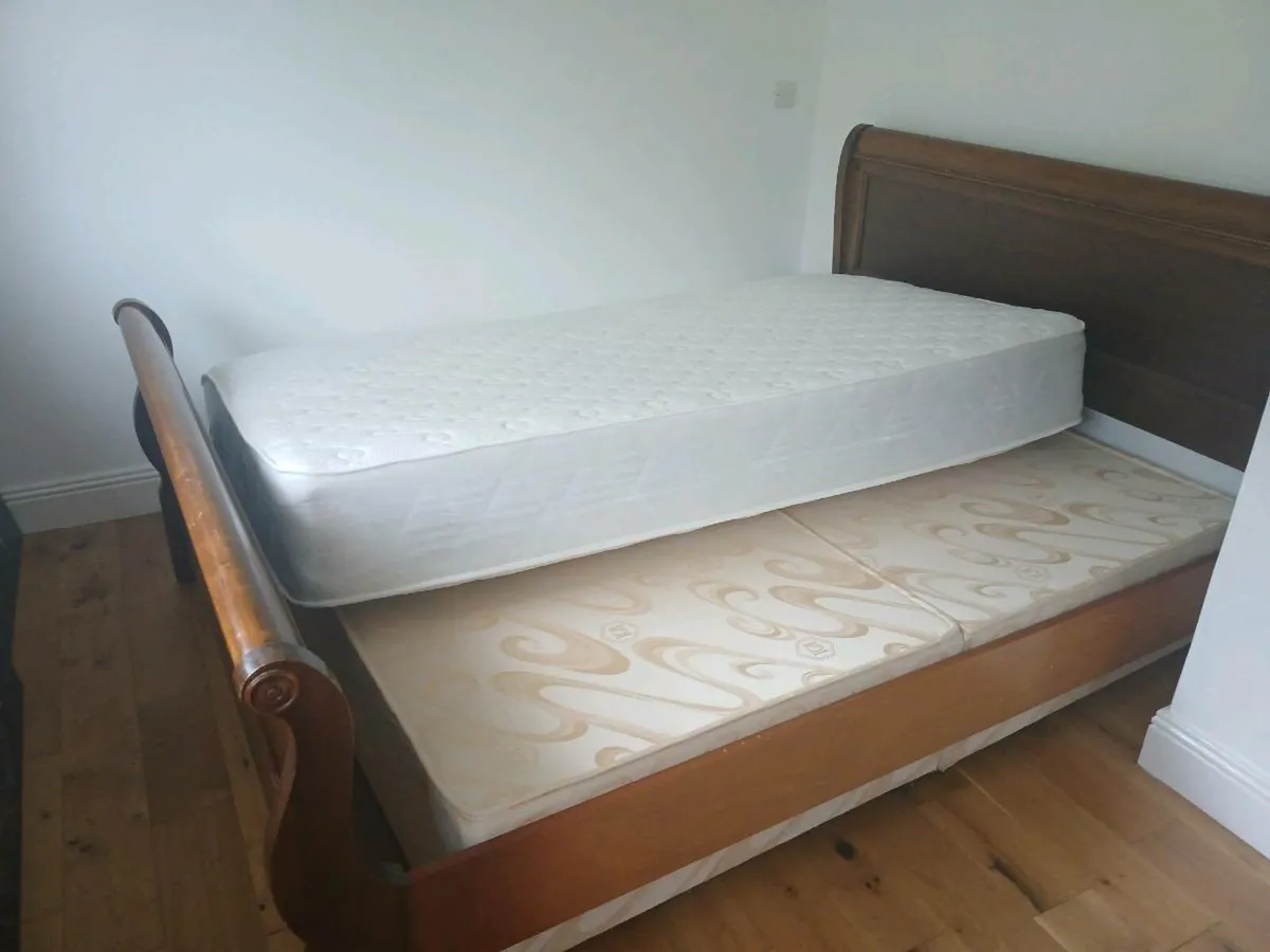 Sleigh bed - Image 2