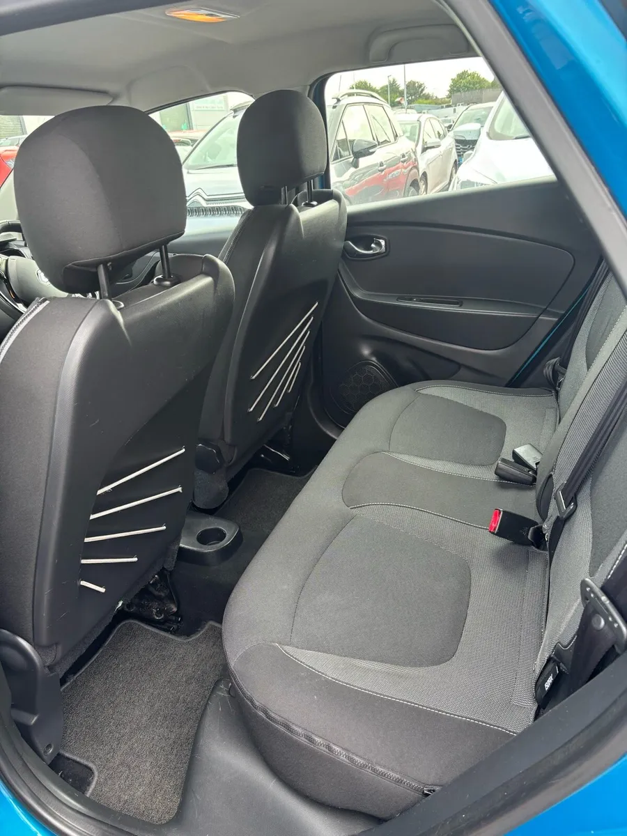 Renault - Image 4