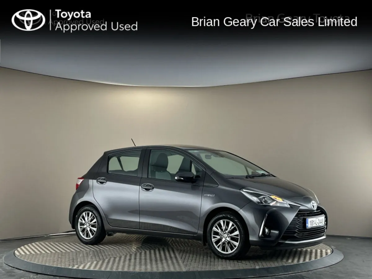 Toyota Yaris HYBRID LUNA - Image 1