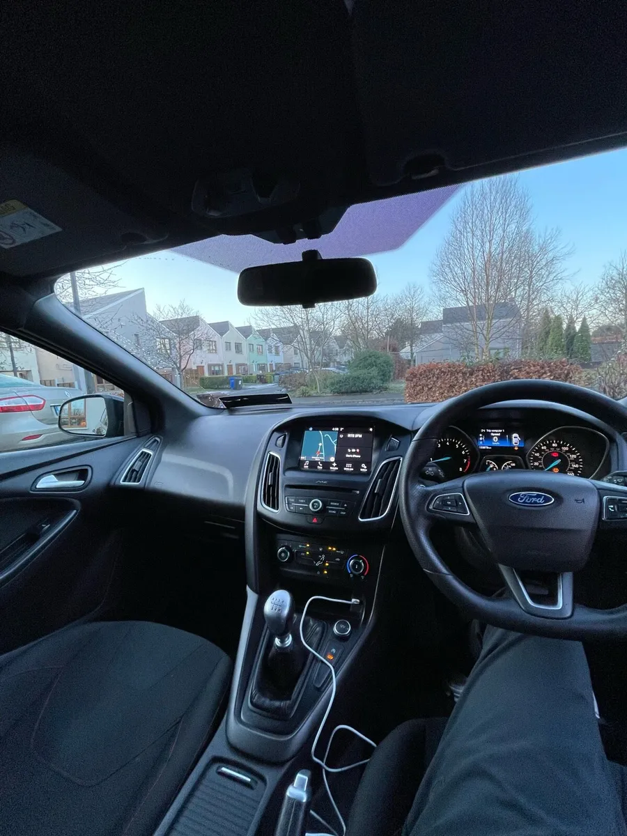 Ford Focus ST-Line 2017 - Image 2