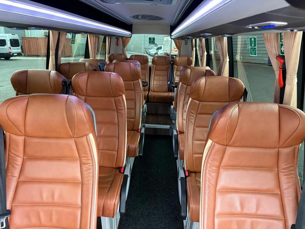 2022 EVM Ferqui Mercedes Sprinter Minibus - Image 4