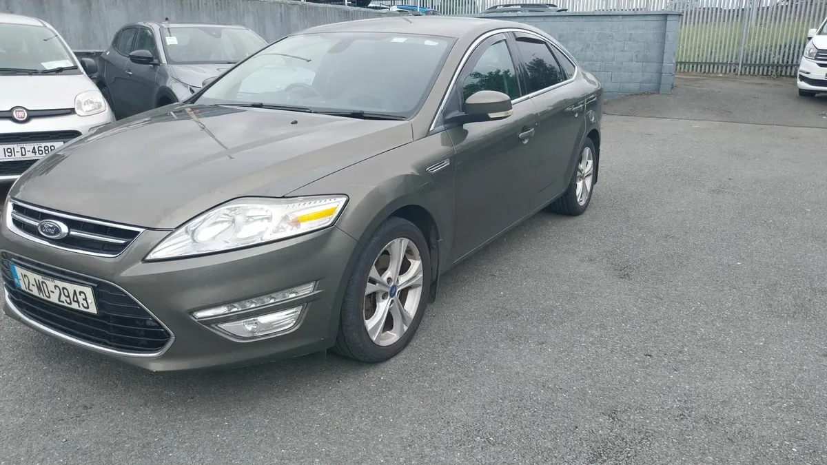 Ford Mondeo 2012 - Image 2