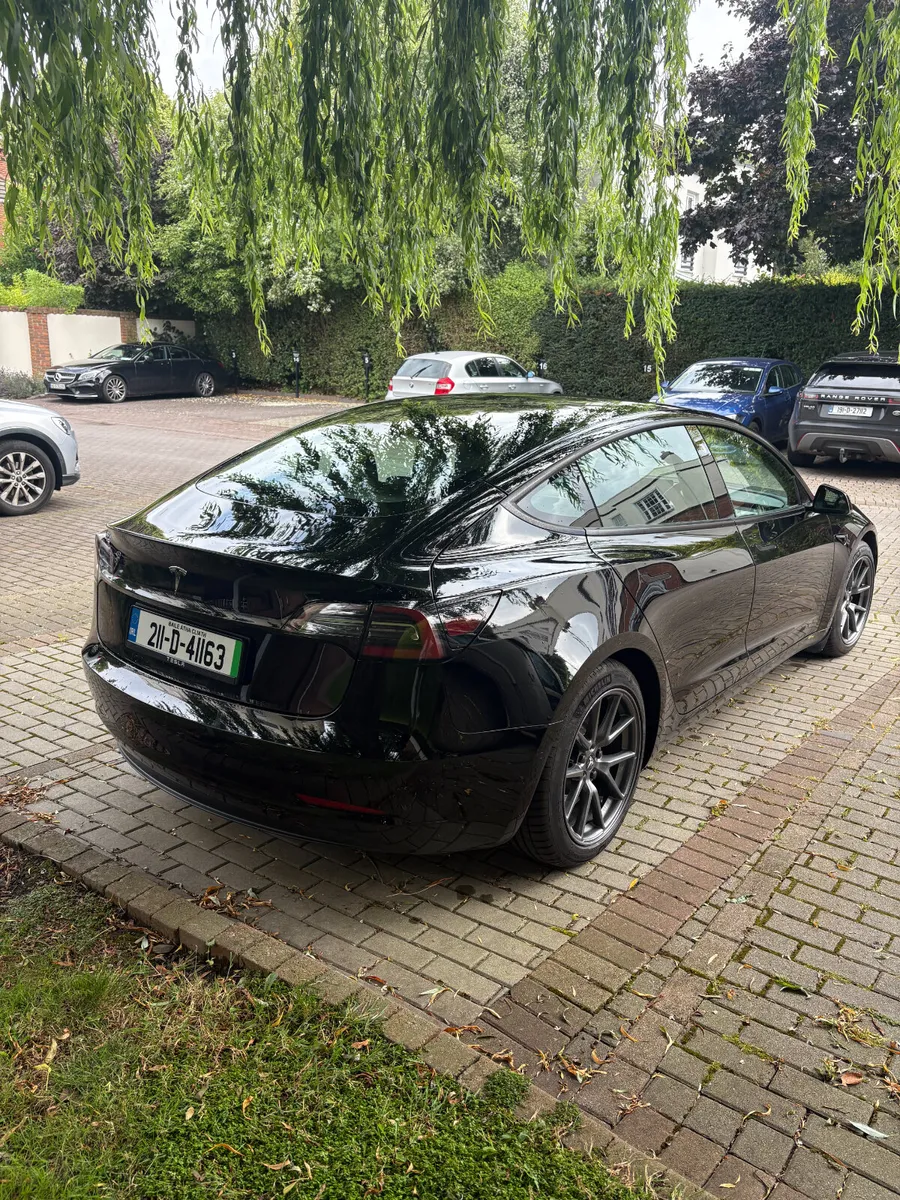 2021 Tesla Model 3 Standard Range Plus - Image 4