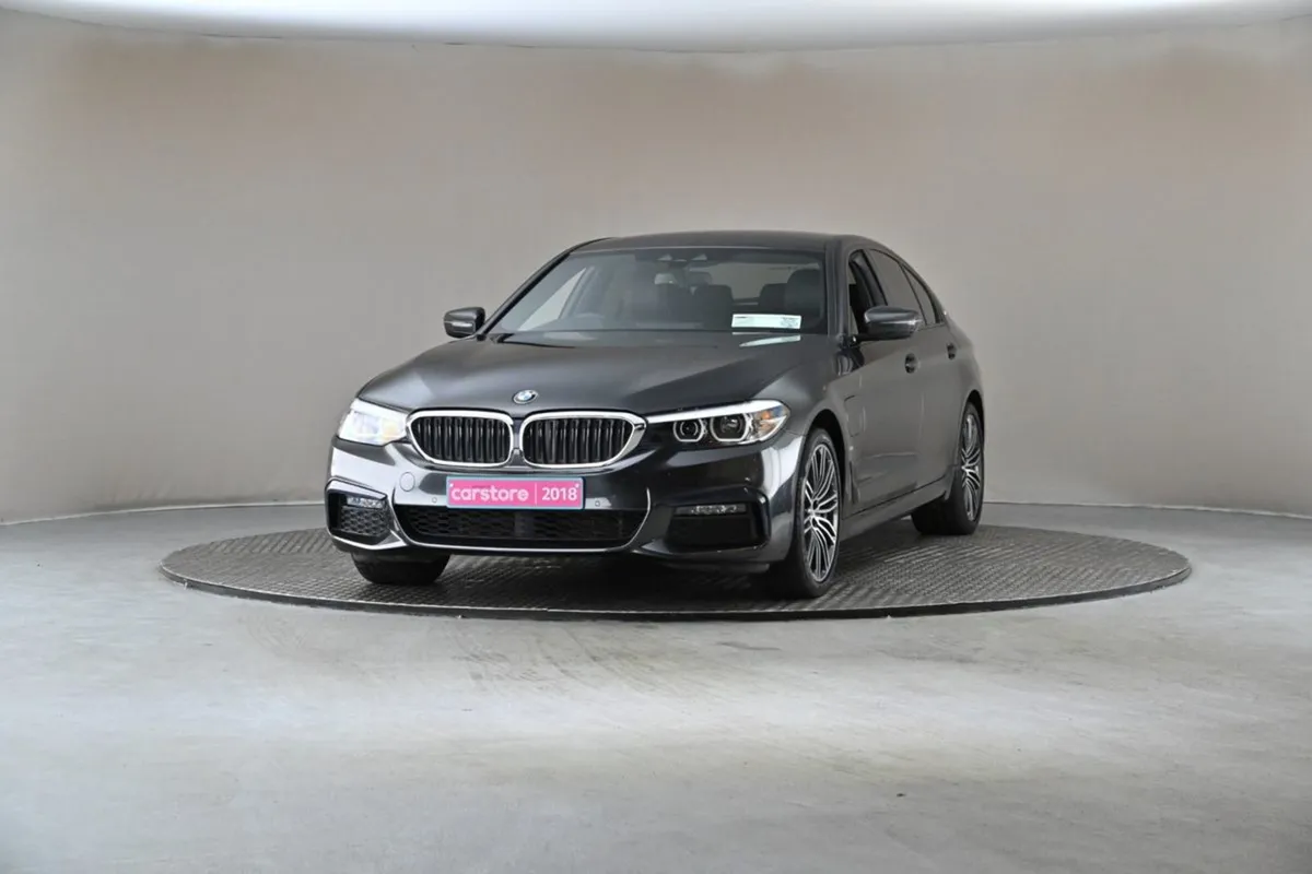 BMW 5 Series 530e M Sport Plug IN Hybrid  low Mil - Image 3
