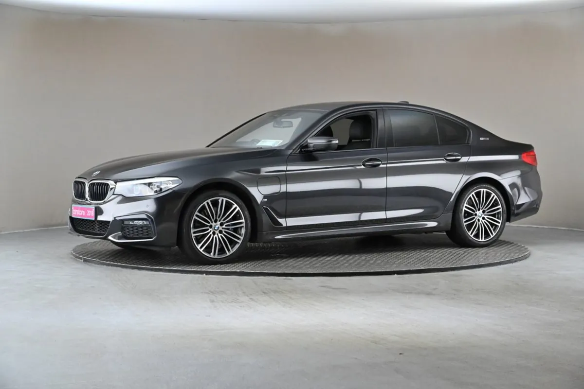 BMW 5 Series 530e M Sport Plug IN Hybrid  low Mil - Image 4