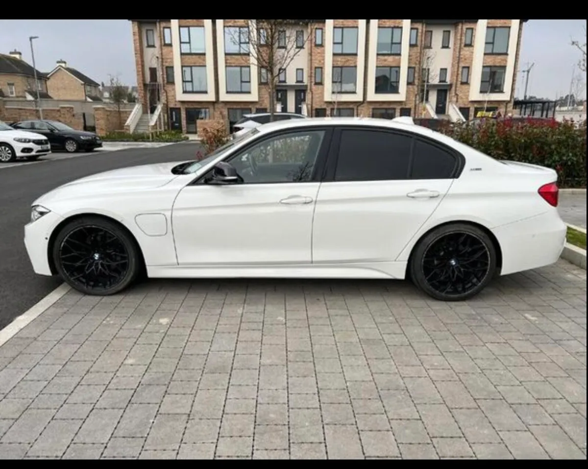 BMW 3 Series 330E F30 MSport iPerformance PHEV - Image 2