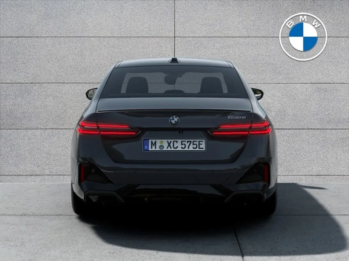 BMW 5 Series 530e M Sport Pro - Image 3
