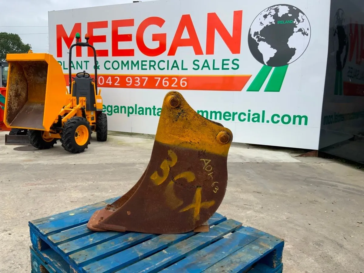 12" DIGGING BUCKET.....45mm PINS.......1212-2. - Image 2
