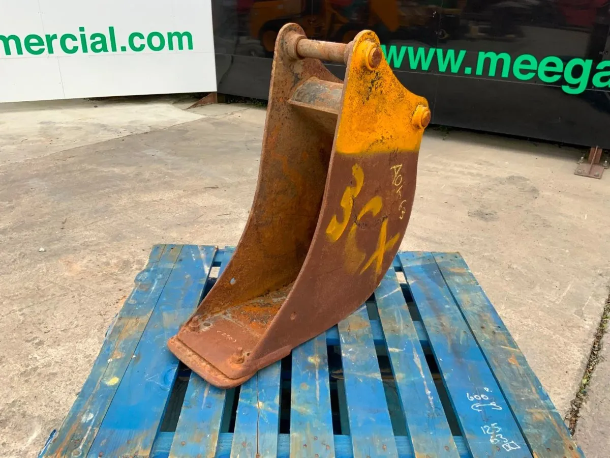 12" DIGGING BUCKET.....45mm PINS.......1212-2. - Image 4