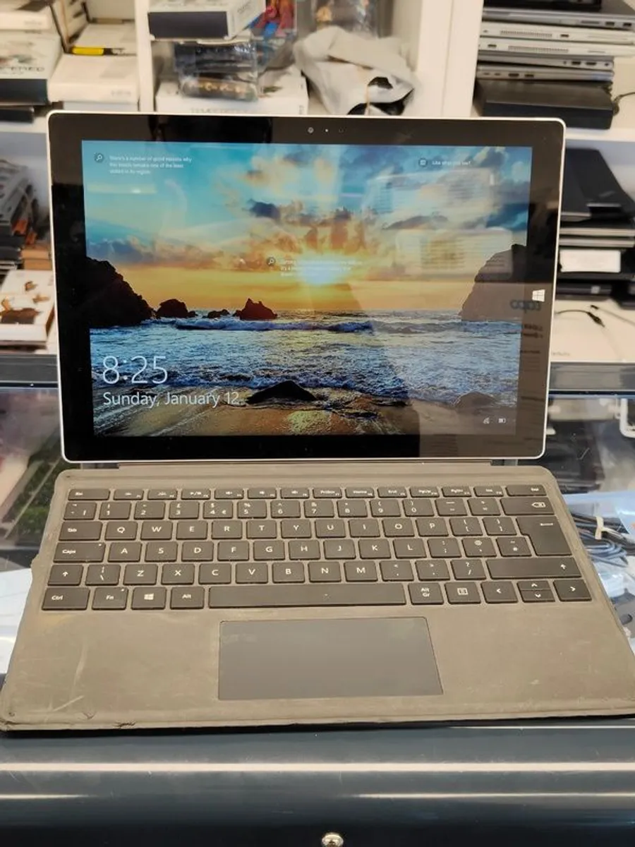 Microsoft Surface Pro 3 12inch i5-4300U 8GB RAM 256GB SSD Windows 10 Pro Touch - Image 2