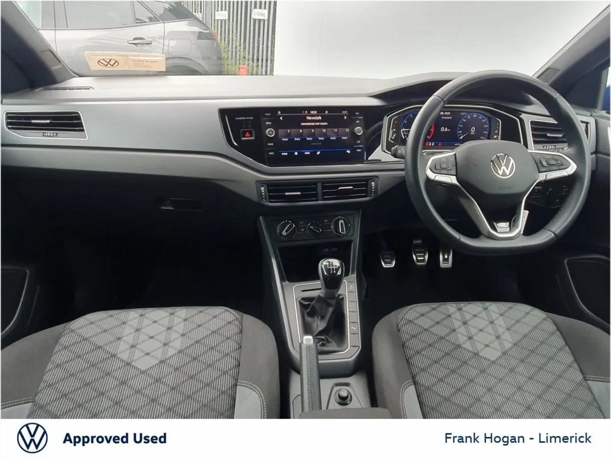 Volkswagen Polo 1.0 TSI 95hp R-line 17  Bergamo A - Image 2