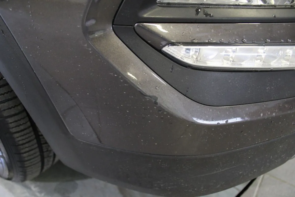 Hyundai Tucson 1.7 D Executive - Image 2