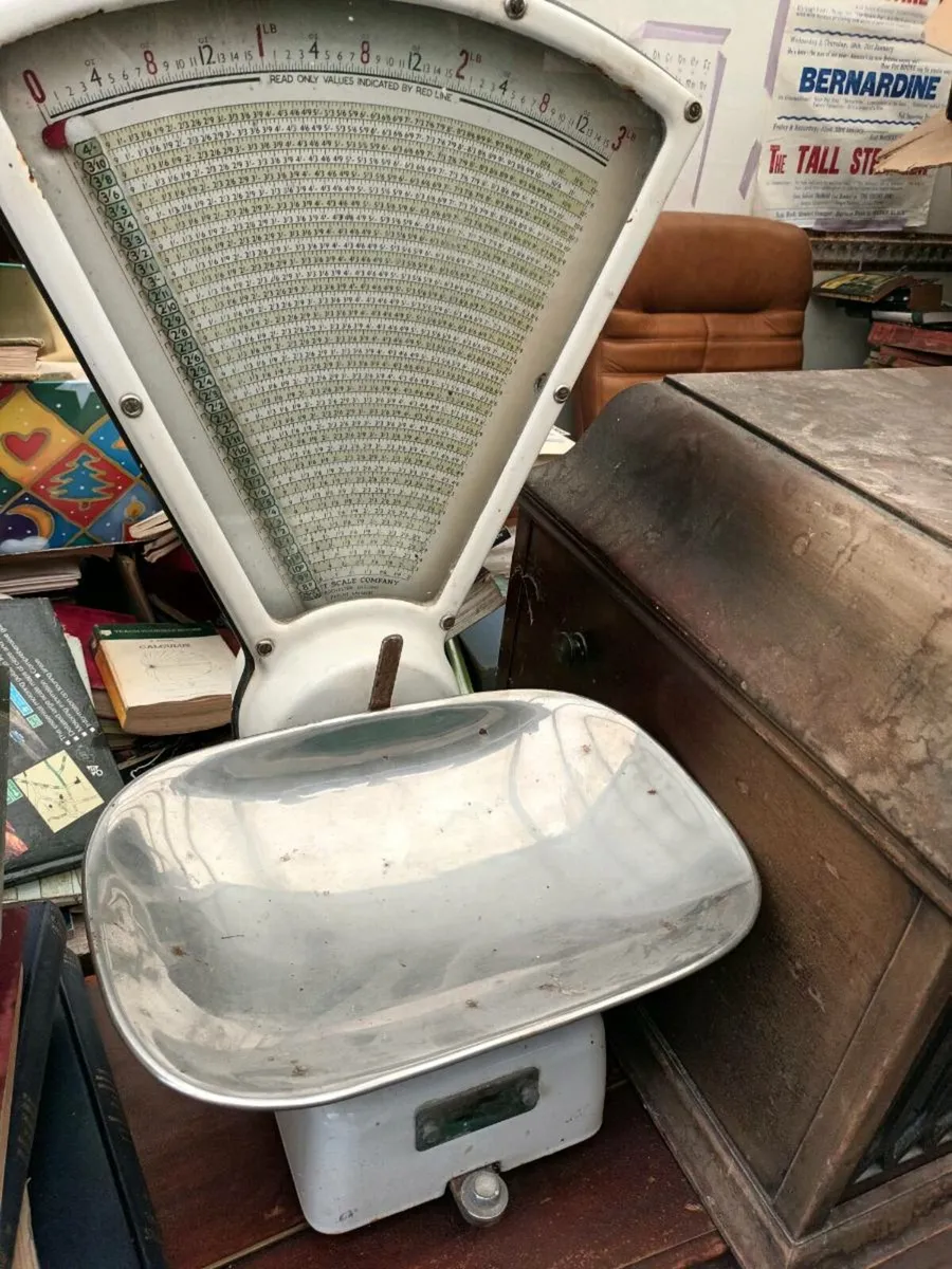 Antique 3lb swift weighing scales. - Image 2