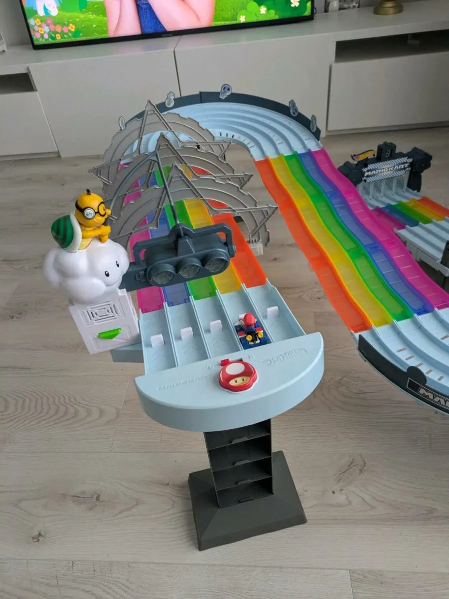 Mario hot wheels track - Image 3