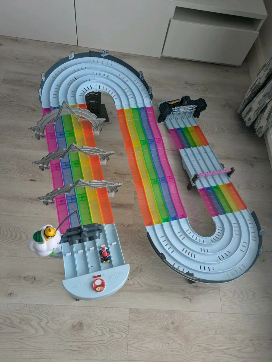 Mario hot wheels track - Image 4