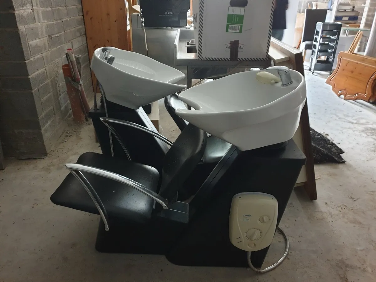 Hair dressing equipment - Image 3