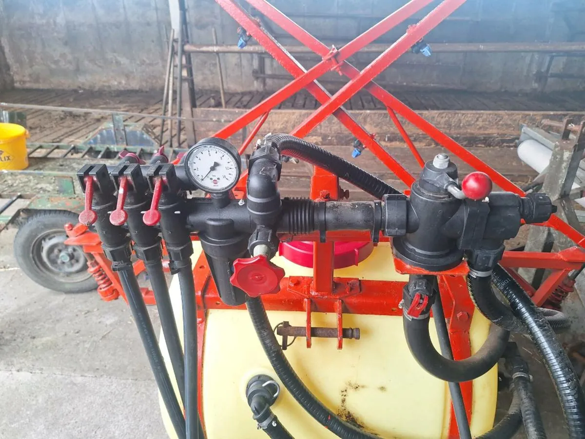 Hardi 200L sprayer for sale - Image 1