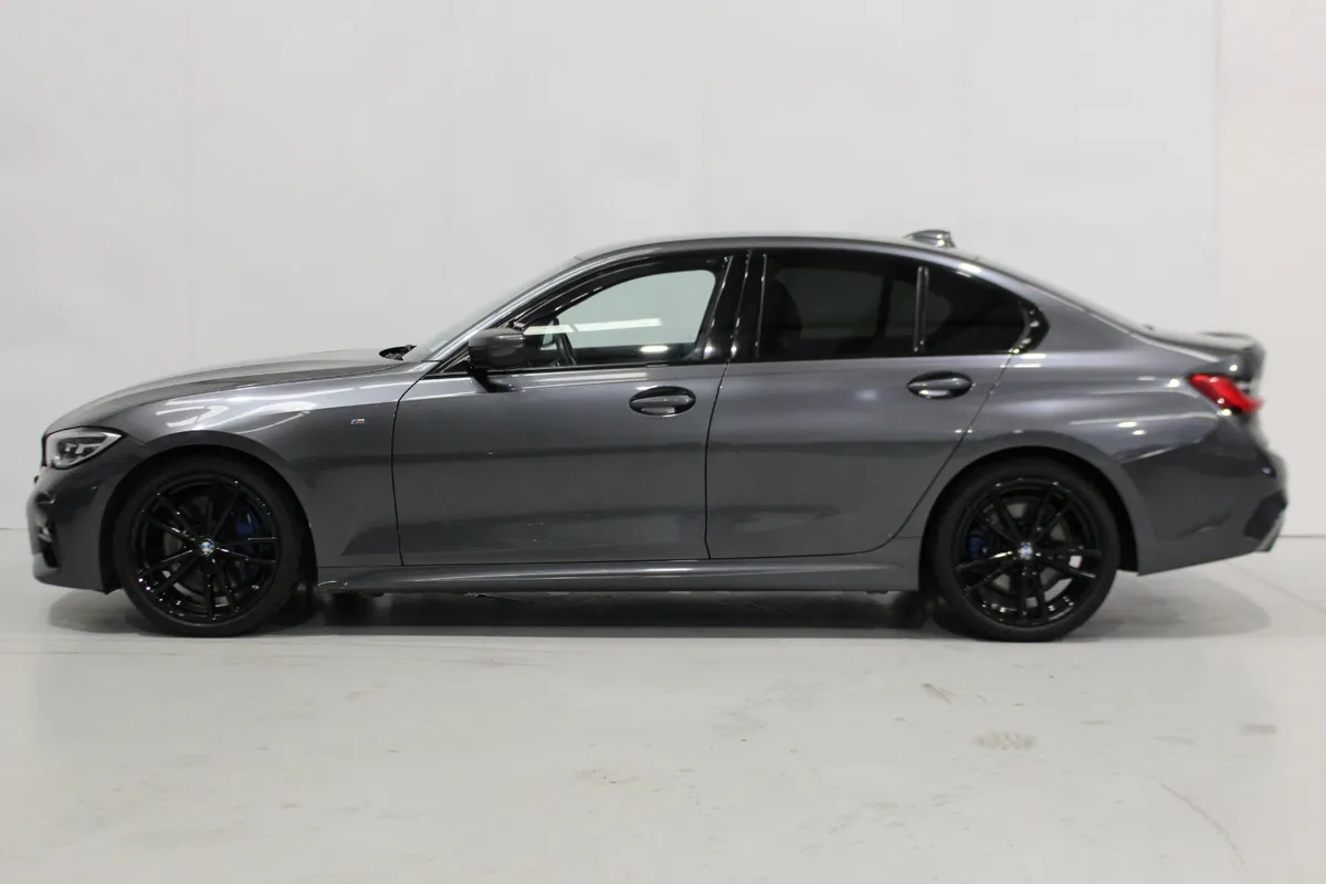 BMW 3-Series 2019 320D M SPORT AUTO - Image 4