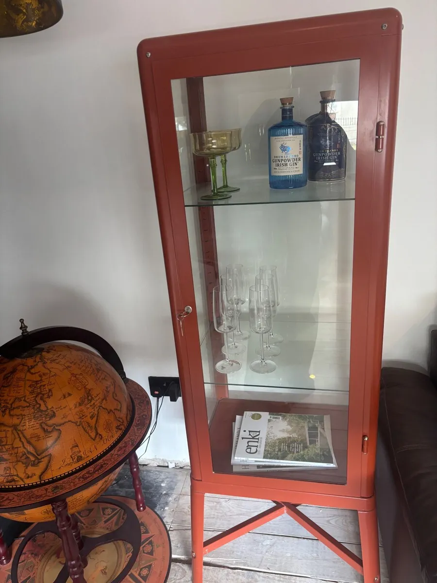 Storage/display cabinet (IKEA) - Image 3
