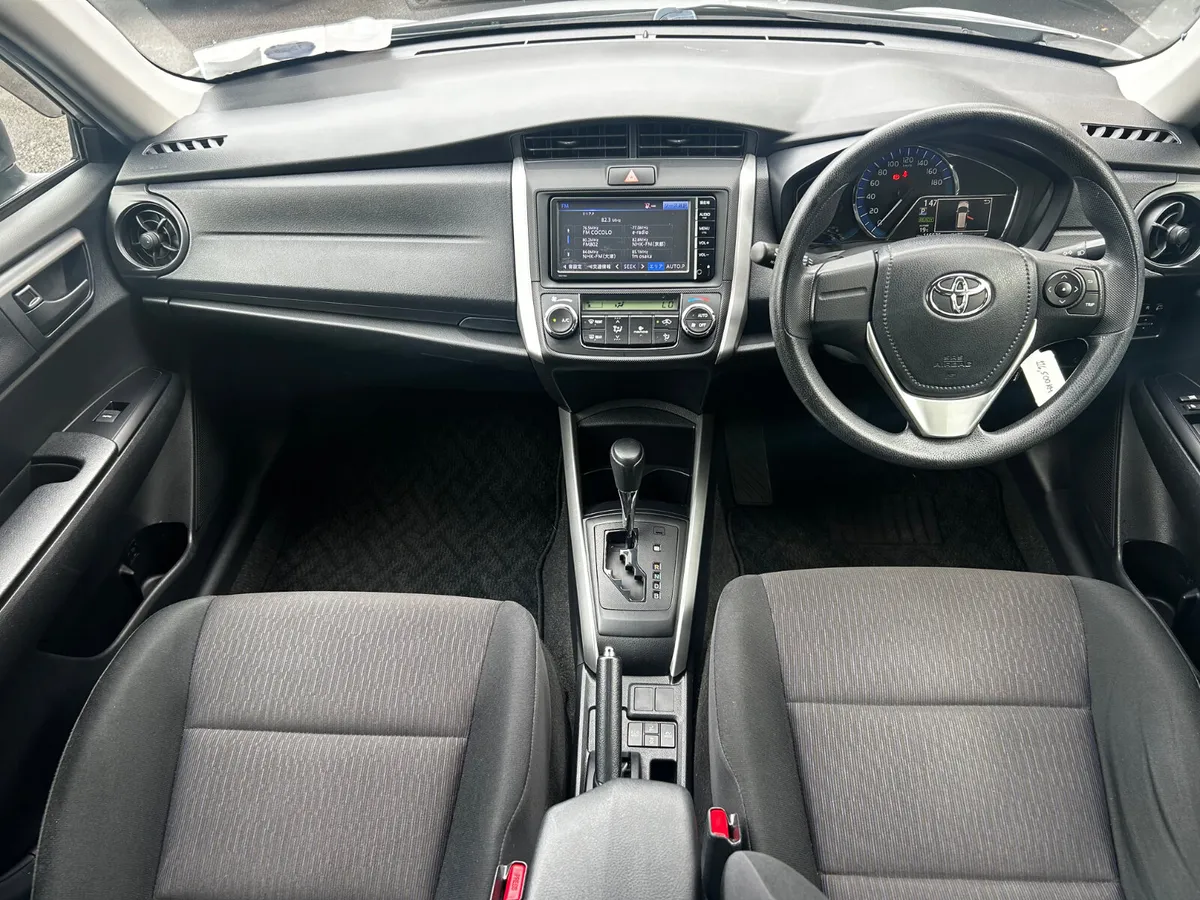 2015 TOYOTA COROLLA HYBRID ESTATE LOW KMS - Image 2