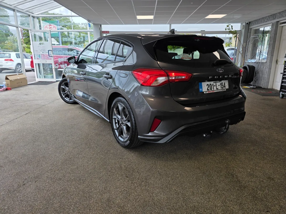 Ford Focus 1.0 St Line Ecoboost Petrol 2020 - Image 4