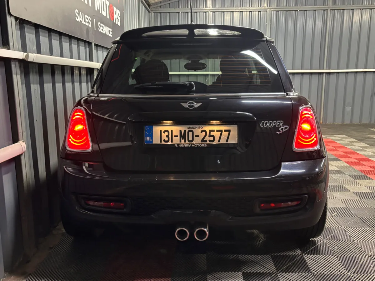 2013 Mini Cooper 2.0D COOPER Manual - Image 2