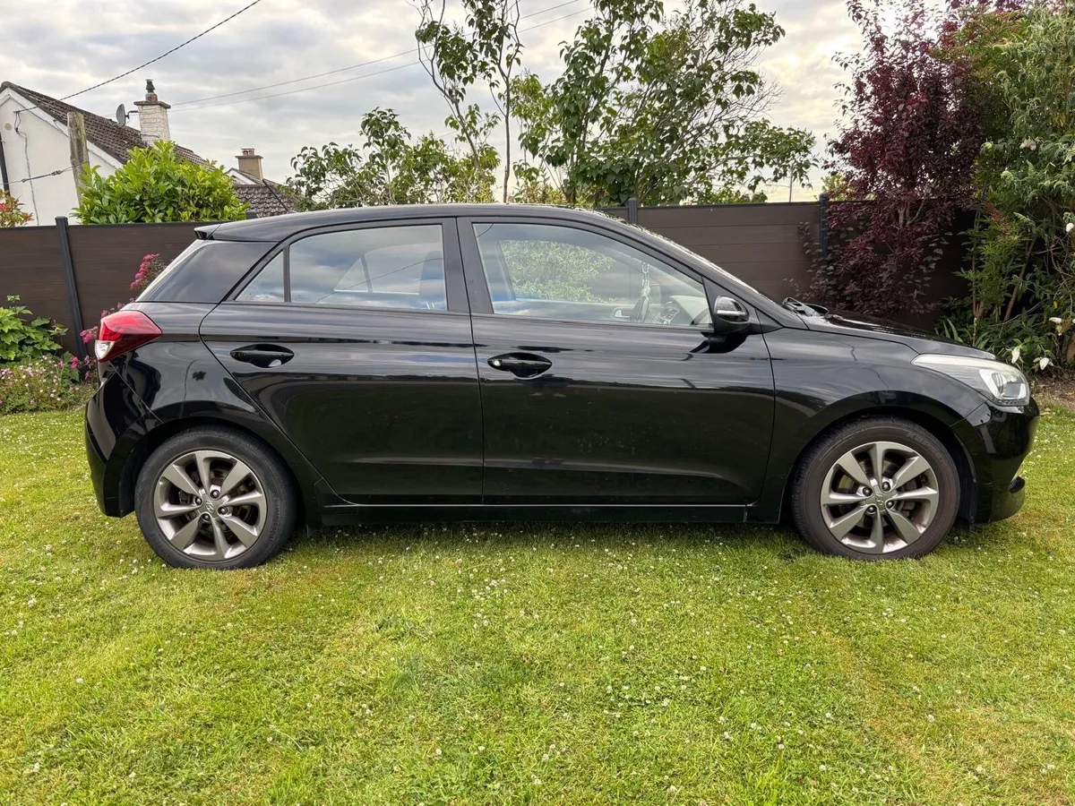Hyundai i20 2015 - Image 3