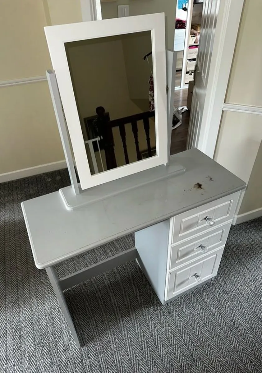 Vanity or Makeup Desk with Mirror and Stool for 60 EUR (Original Price 245 EUR) - Image 2