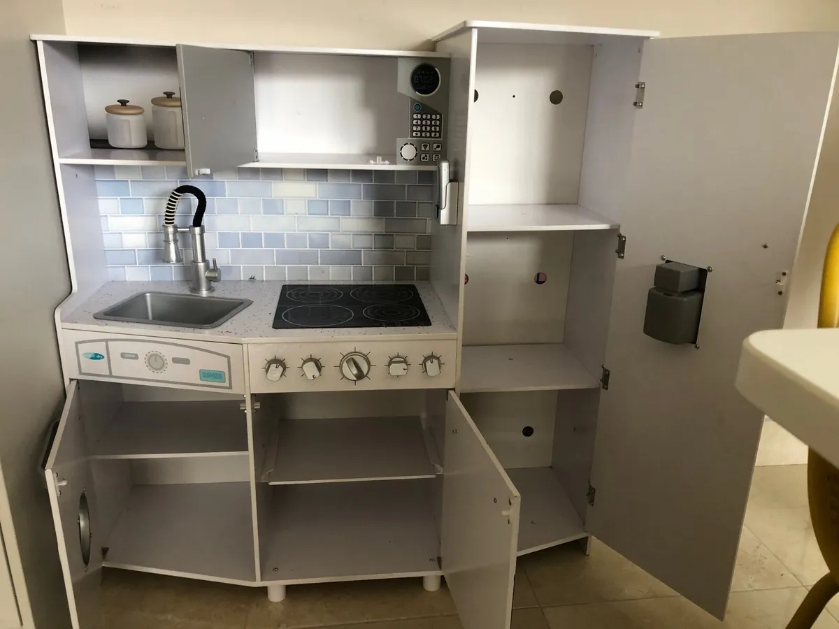 Play kitchen - Image 4