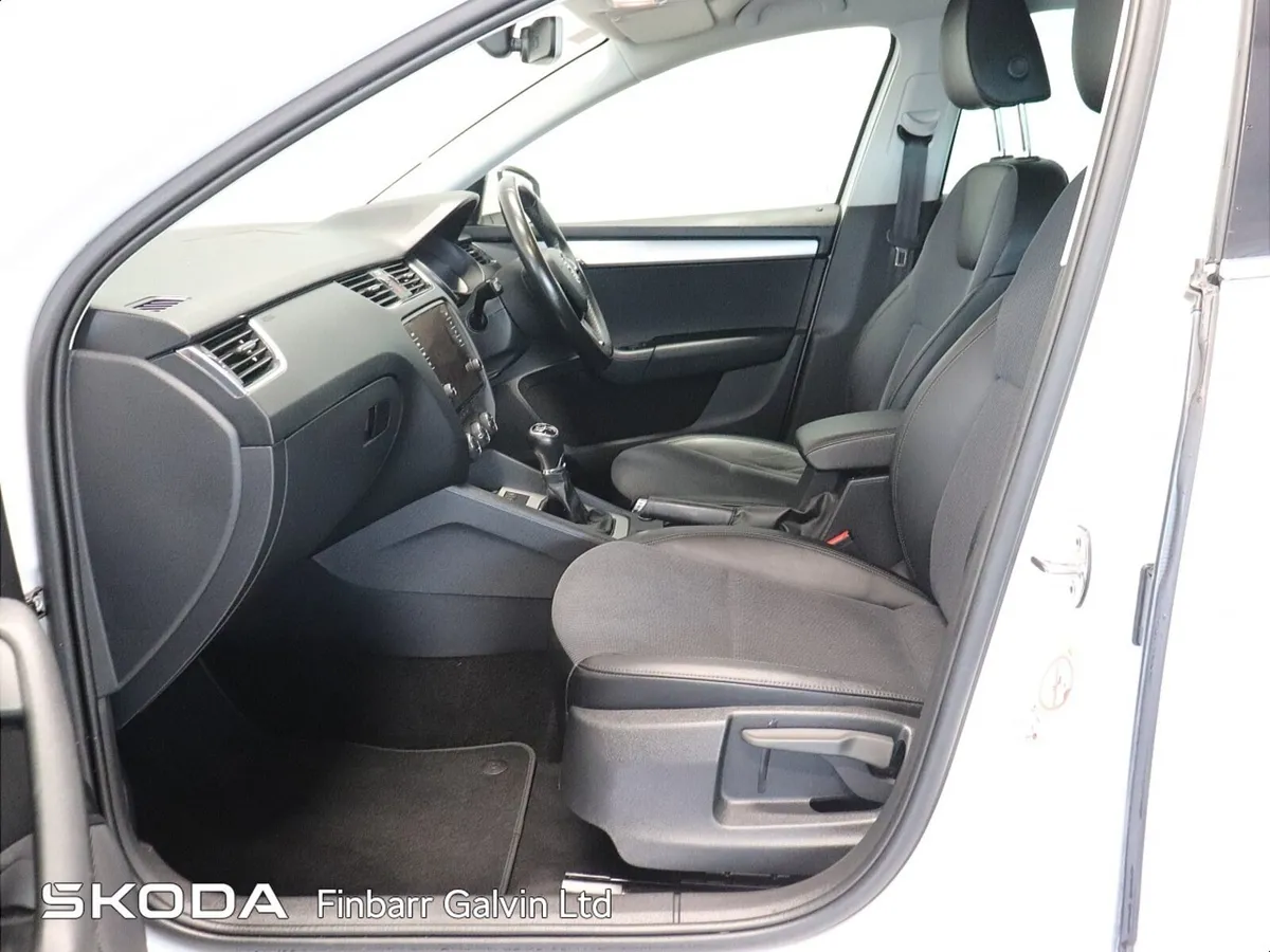 Skoda Octavia 1.6 TDI SOLEIL - Image 4