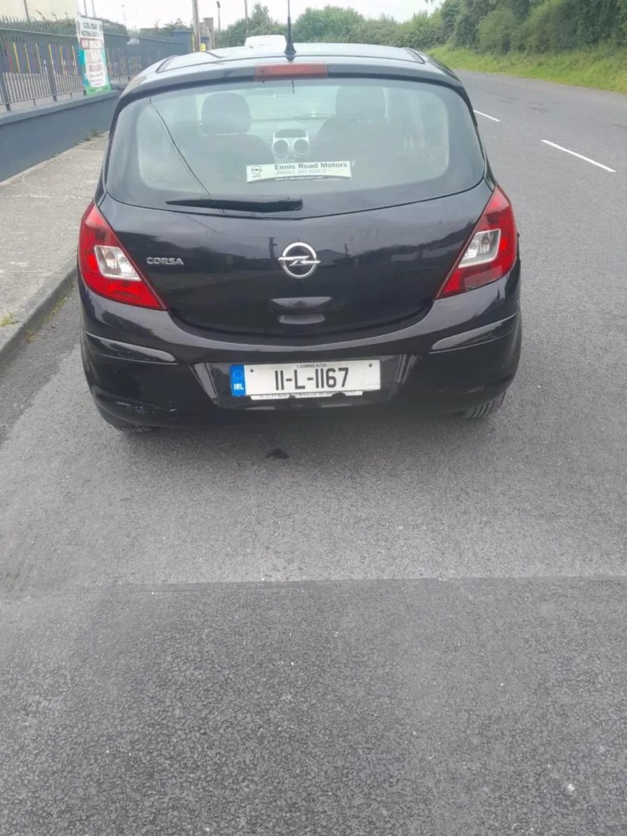 Car - Image 3