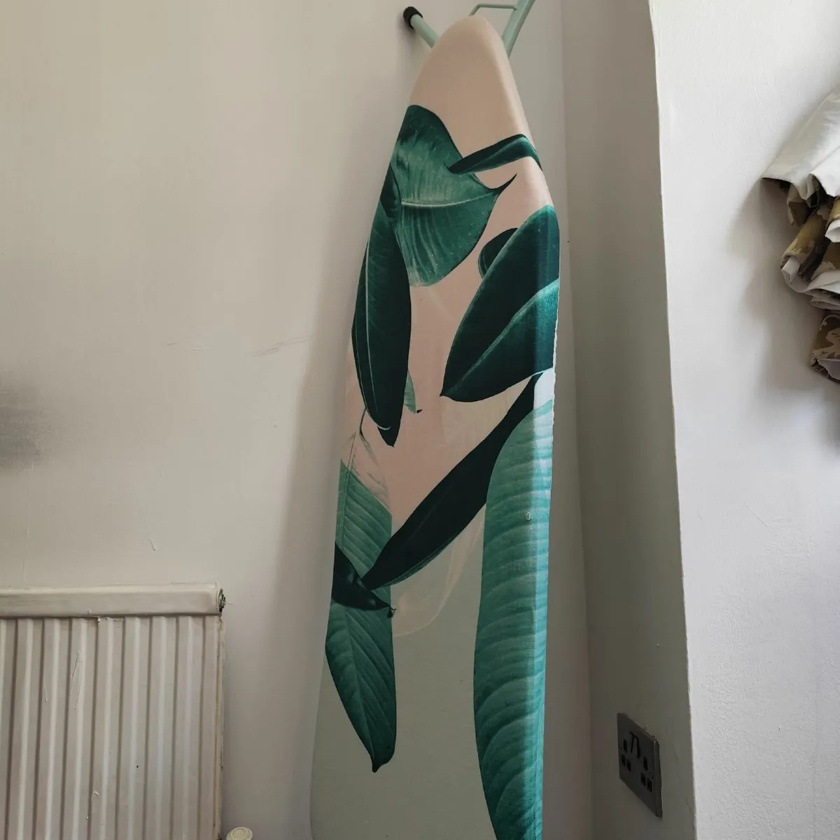 ironing board - Image 2