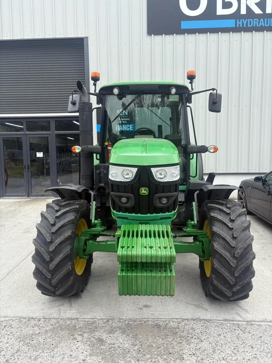 John Deere 6105M - Image 3