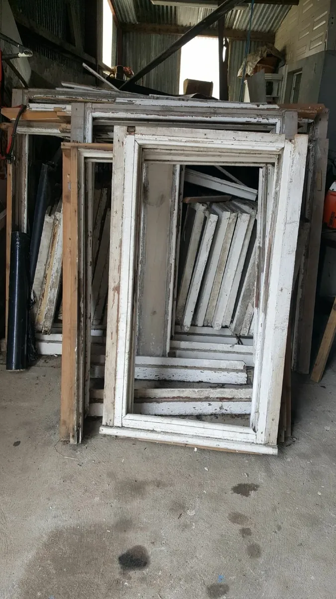 Old pine sash windows - Image 1