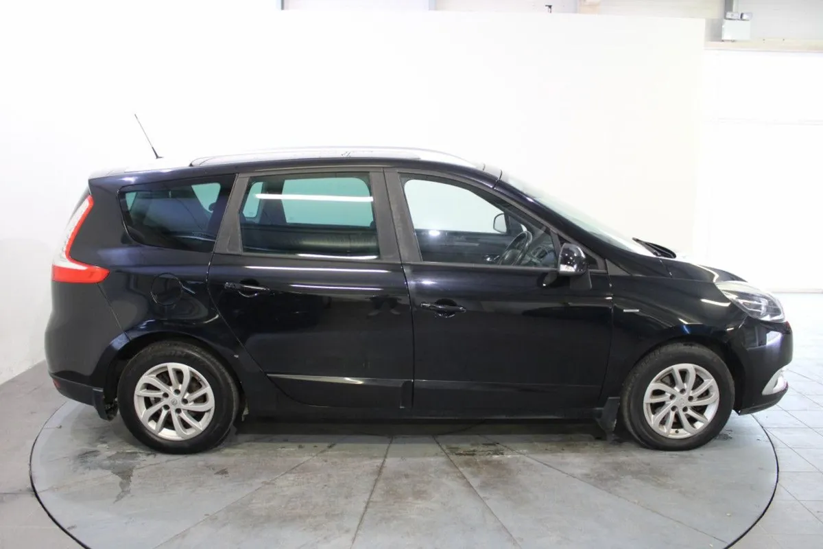 Renault Grand Scenic 1.5 DCI 110 Limited Edition - Image 2