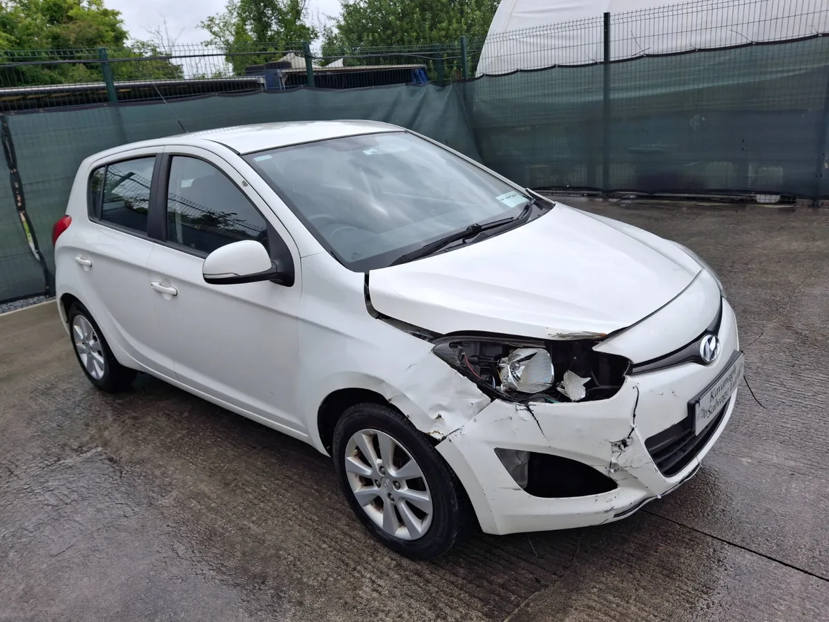 2014 Hyundai i20 1.3 Petrol - Image 3