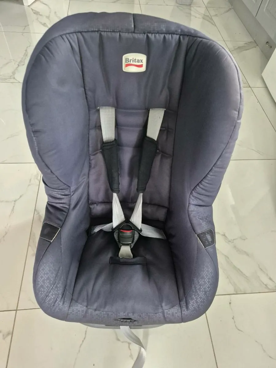 Car seat - Image 4
