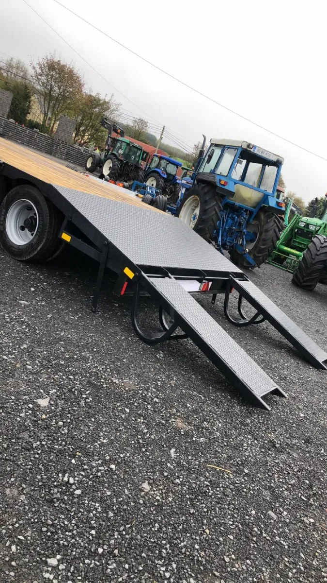Low Loading Trailer - Image 3