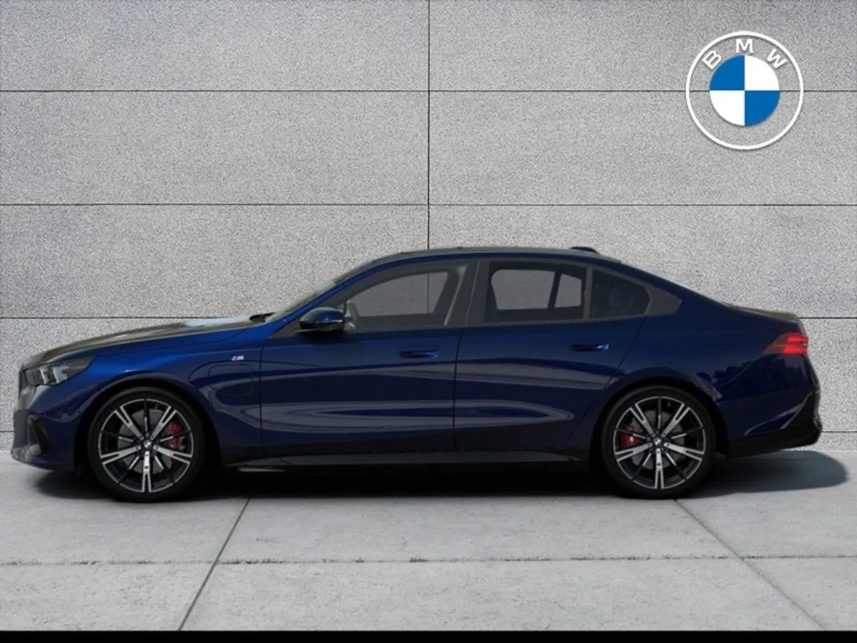 BMW 5 Series 530e M Sport Pro - Image 2