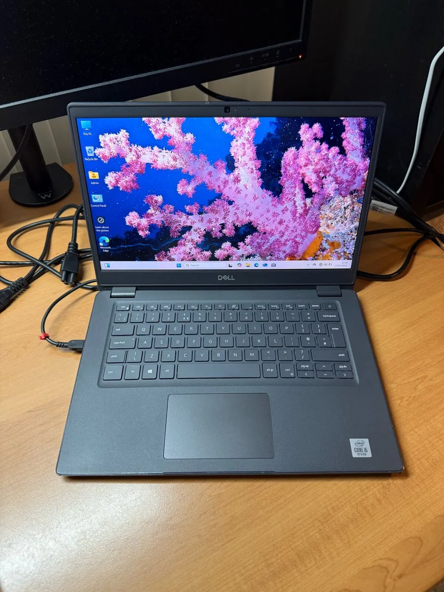 Dell laptop i5 pro 16-512 win 11 pro - Image 1