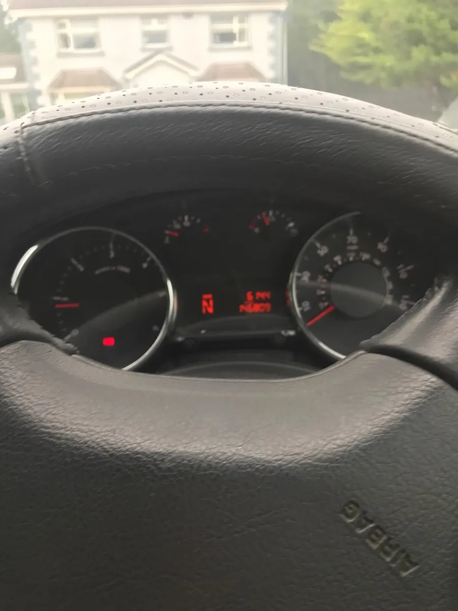Peugeot 3008 2011 Automatic - Image 4