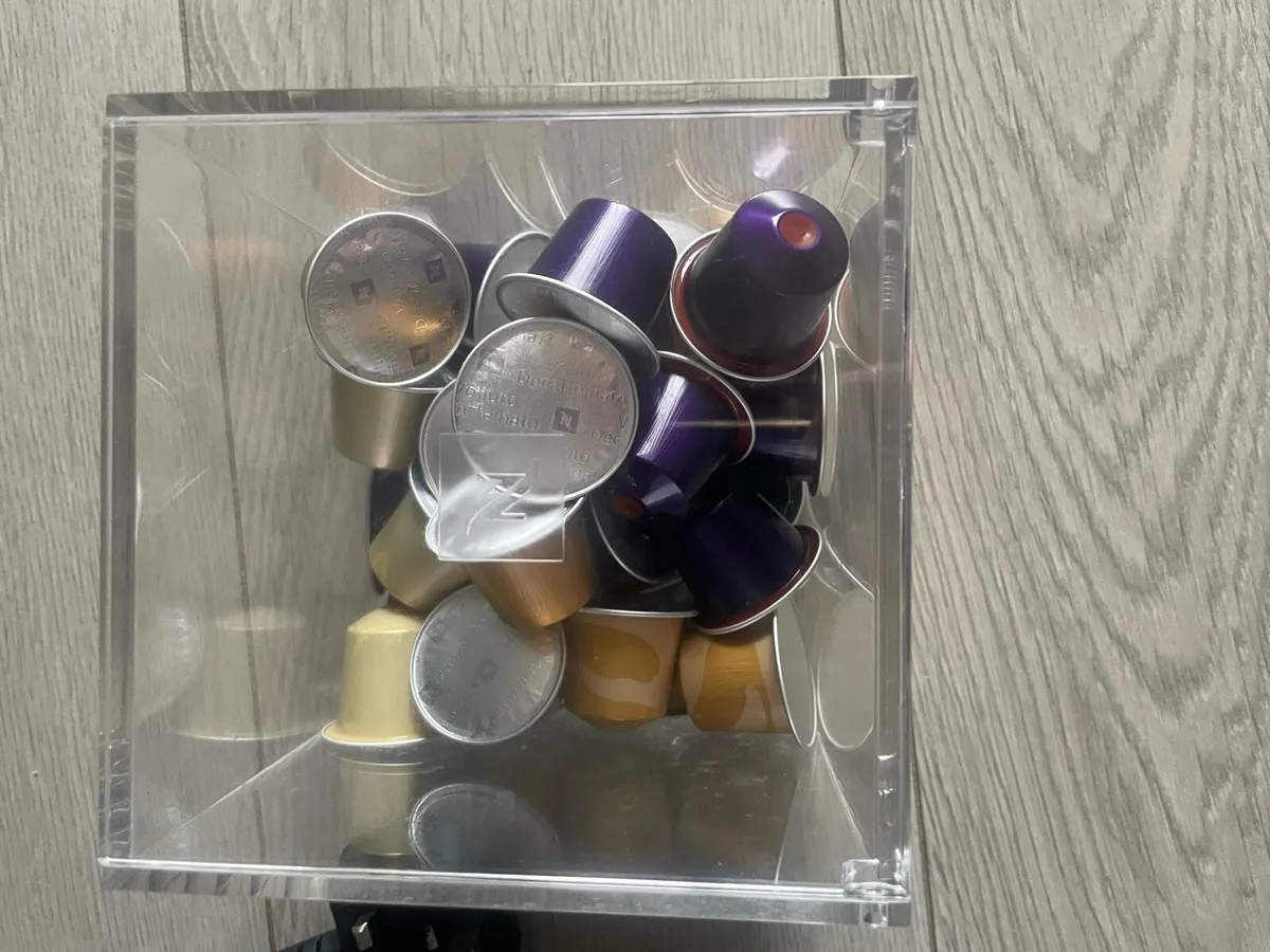 Nespresso DeLonghi Coffee Machine - Image 2