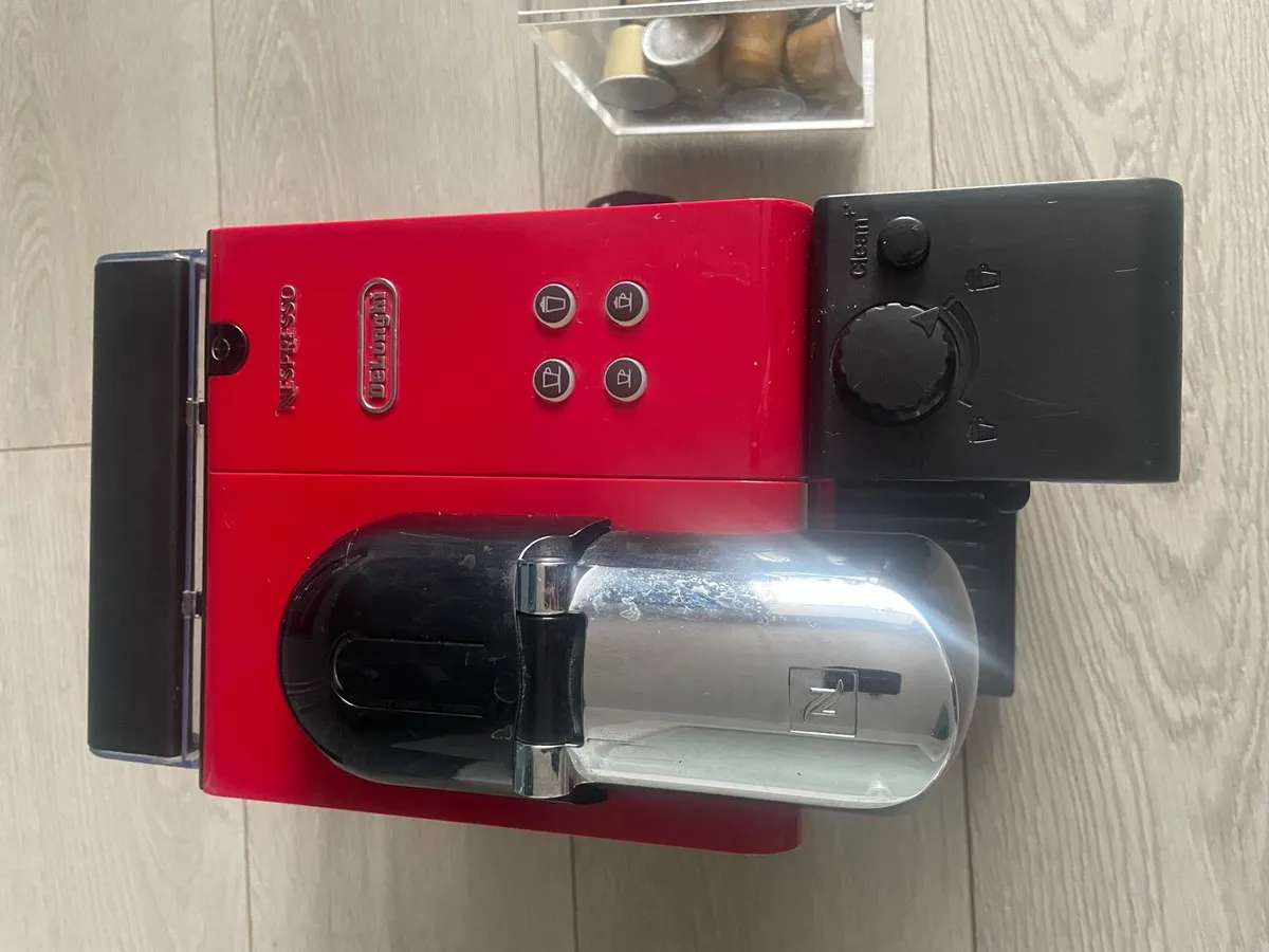 Nespresso DeLonghi Coffee Machine - Image 3