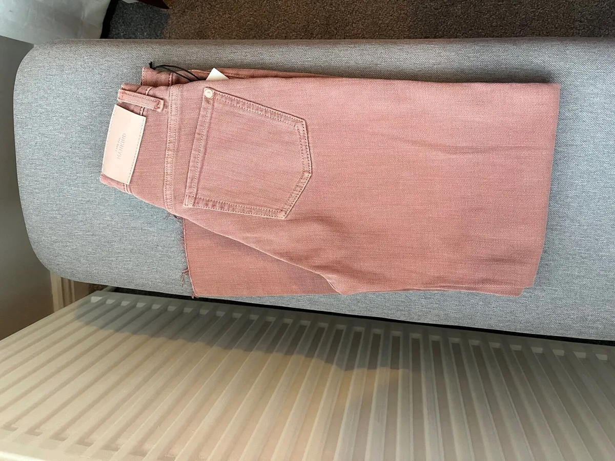 Clothing - Image 3