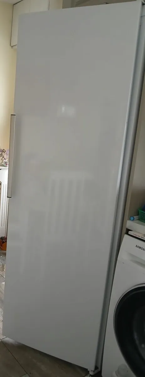 Indesit White Fridge working perfect - Image 2