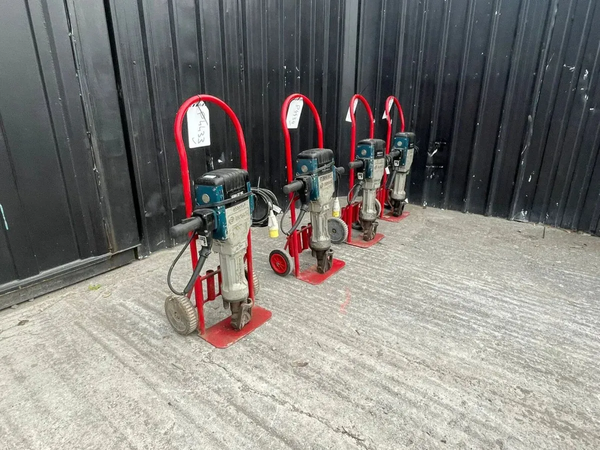 Bosch GSH 27 Breakers - Image 1